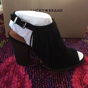 Lucky brand leather fringe peep toe slides